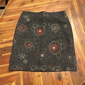 LOFT Dark Gray Floral A-Line Skirt